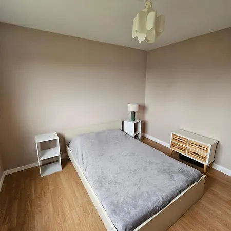 3 Chb 6 A 8 Pers Au Pied Des Transports شقة