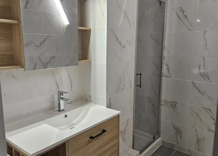 3 Chb 6 à 8 Pers Au Pied Des Transports Appartement Saint-Herblain