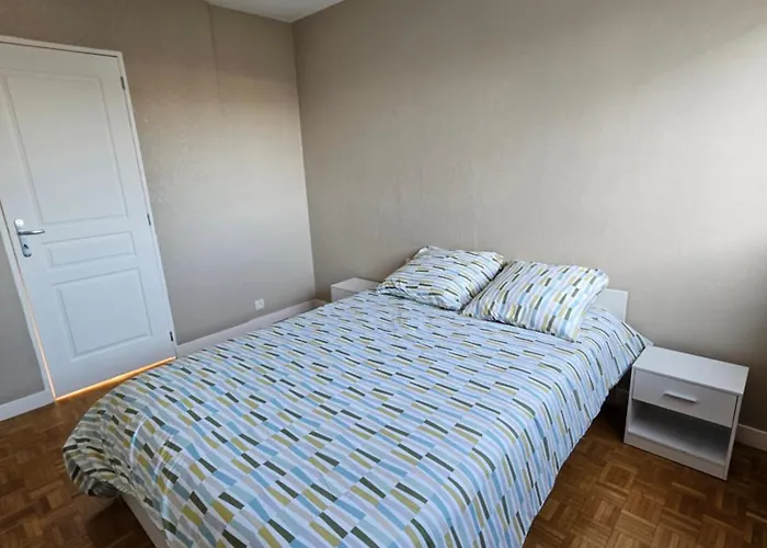 3 Chb 6 à 8 Pers Au Pied Des Transports