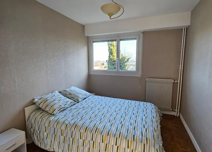 Appartement 3 Chb 6 à 8 Pers Au Pied Des Transports Saint-Herblain